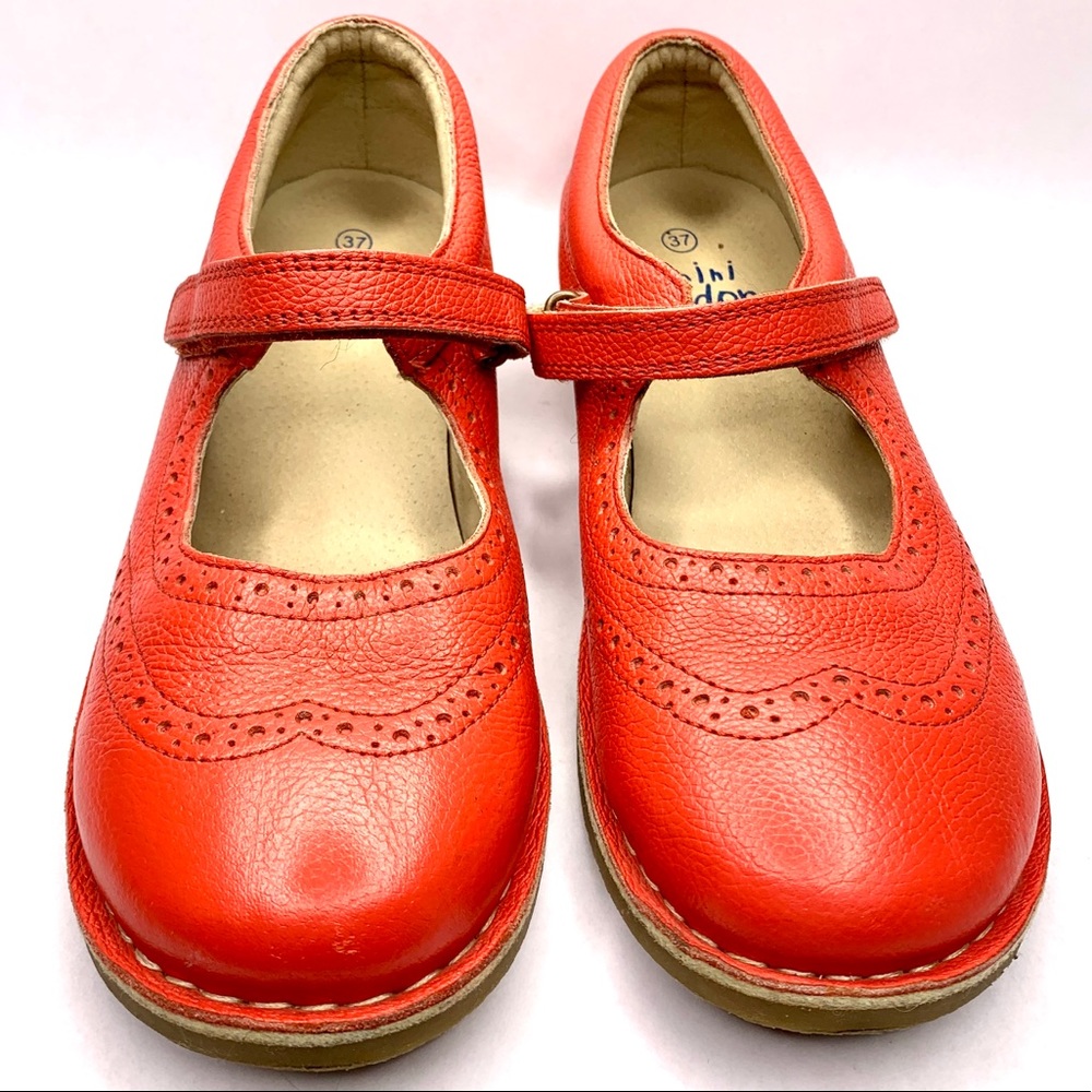 Girls Mini Boden Salmon Pink Mary Janes-37